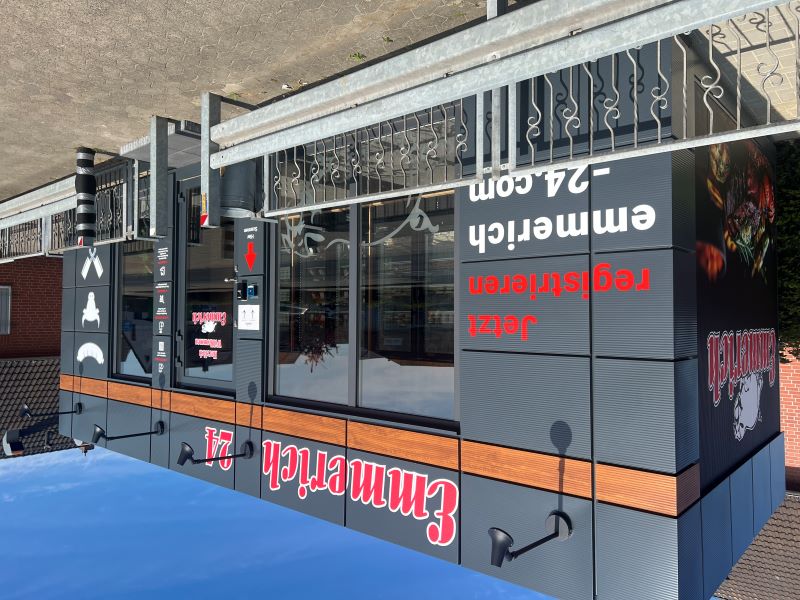Der Emmerich24 24/7 Store von außen